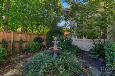 202 E 49th Street, Savannah, GA 31405 - Photo 36