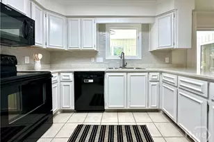1 Kelsall Ln, Savannah, GA 31411 - Photo 8