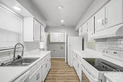 901 Olmstead Drive Unit 33E, Hinesville, GA 31313 - Photo 4