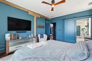 5 Whitaker St, Savannah, GA 31401 - Photo 18