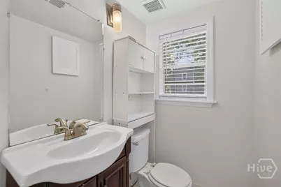 703 E 34th Street, Savannah, GA 31401 - Photo 14