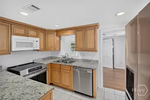 703 E 34th St, Savannah, GA 31401 - Photo 6