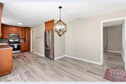 9227 Garland Drive, Savannah, GA 31406 - Photo 8