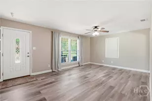 9227 Garland Dr, Savannah, GA 31406 - Photo 4