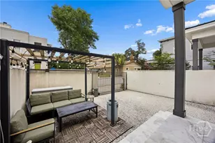 705 Tattnall St, Savannah, GA 31401 - Photo 50
