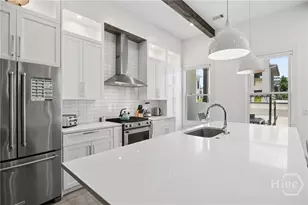 705 Tattnall St, Savannah, GA 31401 - Photo 22