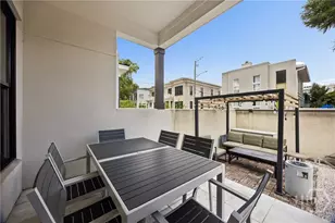705 Tattnall St, Savannah, GA 31401 - Photo 60