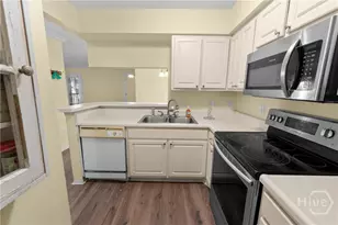 12300 Apache Ave, Savannah, GA 31419 - Photo 8