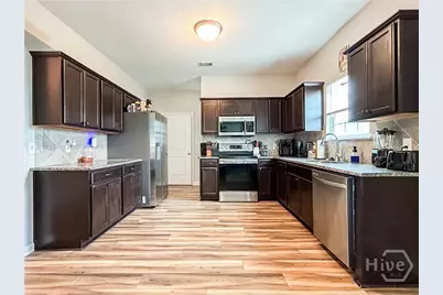 91 W Winn Avenue, Hinesville, GA 31313 - Photo 6