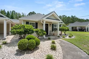 210 Lindsey Dr, Richmond Hill, GA 31324 - Photo 2
