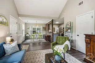 210 Lindsey Dr, Richmond Hill, GA 31324 - Photo 8