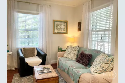215 W Taylor Street, Savannah, GA 31401 - Photo 2
