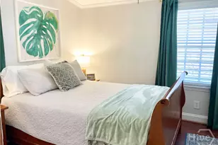 215 W Taylor St, Savannah, GA 31401 - Photo 8