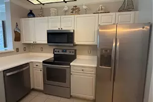 3027 Whitemarsh Way, Savannah, GA 31410 - Photo 10