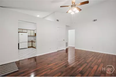 18 E White Hawthorne Drive, Savannah, GA 31419 - Photo 10
