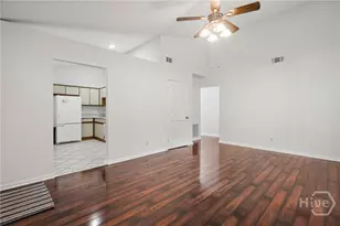 18 E White Hawthorne Dr, Savannah, GA 31419 - Photo 10