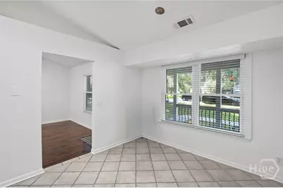 18 E White Hawthorne Drive, Savannah, GA 31419 - Photo 12