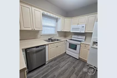 93 Cypress Pointe Drive, Richmond Hill, GA 31324 - Photo 8