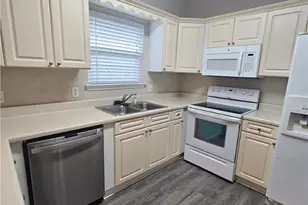 93 Cypress Pointe Dr, Richmond Hill, GA 31324 - Photo 8