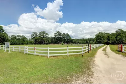 90 Stagecoach Road, Bloomingdale, GA 31302 - Photo 2