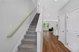 224 Flagler Dr, Savannah, GA 31419 - Photo 8