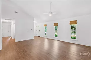 911 Juanita St, Savannah, GA 31410 - Photo 8