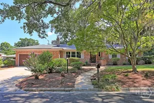 1462 Marlborough Way, Savannah, GA 31406 - Photo 2