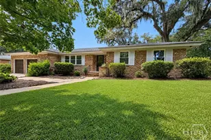 1462 Marlborough Way, Savannah, GA 31406 - Photo 2