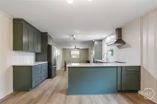 1462 Marlborough Way, Savannah, GA 31406 - Photo 10