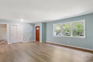 1462 Marlborough Way, Savannah, GA 31406 - Photo 4