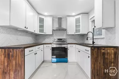 2102 Auburn Street, Savannah, GA 31404 - Photo 10