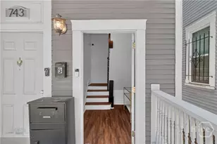 743 E Henry St, Savannah, GA 31401 - Photo 4