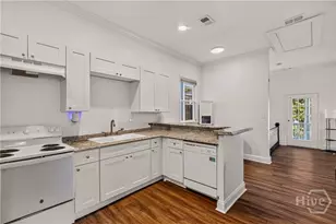 743 E Henry St, Savannah, GA 31401 - Photo 8