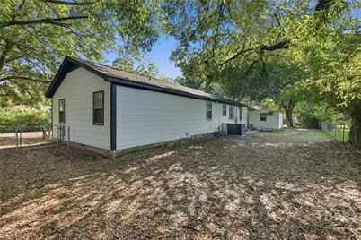 2326 Lorraine Drive, Savannah, GA 31404 - Photo 16