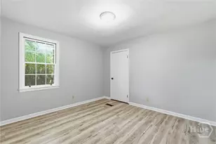 2326 Lorraine Dr, Savannah, GA 31404 - Photo 14