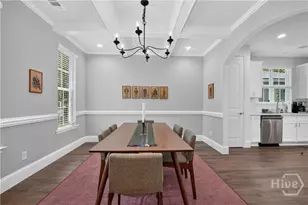 706 W 44th St, Savannah, GA 31405 - Photo 4