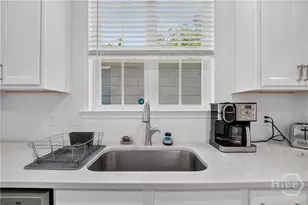 706 W 44th St, Savannah, GA 31405 - Photo 14