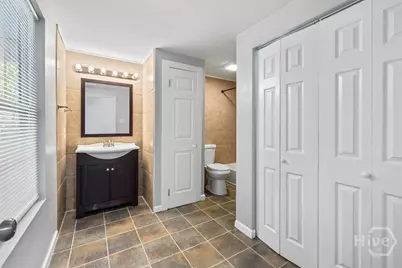 705 W 47th Street, Savannah, GA 31405 - Photo 16