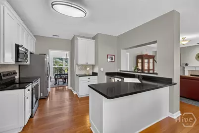 315 Gloucester Road, Savannah, GA 31410 - Photo 16