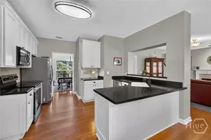 315 Gloucester Rd, Savannah, GA 31410 - Photo 16