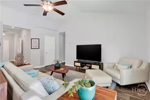 12 Cadre Cir, Savannah, GA 31419 - Photo 4