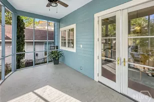 413 E 36th St, Savannah, GA 31401 - Photo 24