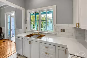 413 E 36th St, Savannah, GA 31401 - Photo 10