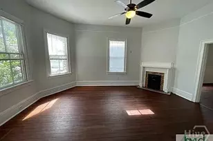 413 E 36th St, Savannah, GA 31401 - Photo 6