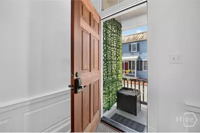 508 E York Street, Savannah, GA 31401 - Photo 30