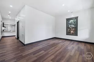 604 W 40th St, Savannah, GA 31415 - Photo 6