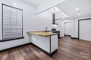 604 W 40th St, Savannah, GA 31415 - Photo 12