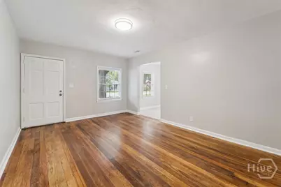 1315 E 55th Street, Savannah, GA 31404 - Photo 4