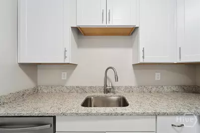 1315 E 55th Street, Savannah, GA 31404 - Photo 10