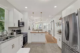 809 E Bolton St, Savannah, GA 31401 - Photo 18